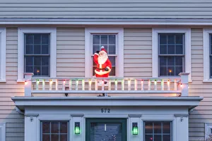 USA, New England, Massachusetts, Cape Cod, Provincetown, Santa Claus Christmas