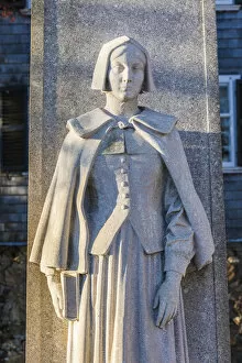 Images Dated 25th April 2019: USA, New England, Massachusetts, Plymouth, Pilgrim statue