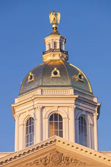 USA, New England, New Hampshire, Concord, New Hampshire State House, dawn