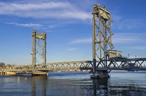 USA, New England, New Hampshire, Portsmouth, Memorial Bridge