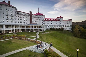 Images Dated 14th May 2015: USA, New Hampshire, White Mountains, Bretton Woods, The Mount Washington Hotel, exterior