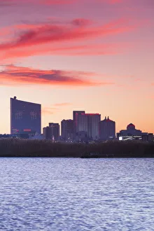 USA, New Jersey, Atlantic City, city slkyine from the west