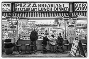 USA, New Jersey, The Jersey Shore, Wildwoods, Wildwoods Beach Boardwalk, Pizza shop