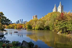 Images Dated 23rd May 2013: USA, New York City, Manhattan, Central Park and buildings along Central Park West