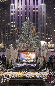 Usa, New York City, Manhattan, Midtown, Rockefeller Center and Ice Rink
