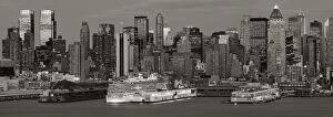Images Dated 13th October 2009: USA, New York City, Manhattan, Midtown across Hudson River