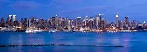 USA, New York City, Manhattan, Midtown across Hudson River