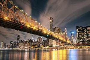 USA, New York City, Queensboro bridge and the Roosevelt island