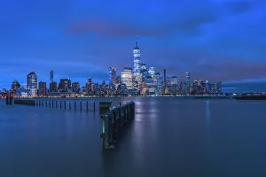 USA, New York City, USA, Manhattan, Lower Manhattan and World Trade Center, Freedom Tower across Hudson River from Jersey City