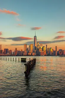 Q4 2023 Prints: USA, New York City, view of the World Trade Center and Lower Manhattan from Jersey City