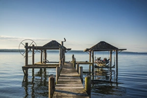 USA, New York, Finger Lakes Region, Romulus, boat pier on Cayuga Lake