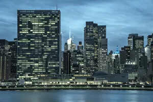 Images Dated 21st June 2016: USA, New York, Long Island City, Queens, Gantry Plaza State Park, UN Building