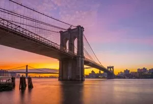 Images Dated 22nd October 2015: USA, New York, Manhattan, Brooklyn Bridge and Manhattan Bridge across the East River