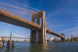 Images Dated 11th January 2016: USA, New York, Manhattan, Brooklyn Bridge and Manhattan Bridge across the East River