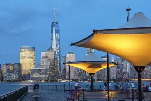 Deck Prints: USA, New York, Manhattan, Hudson river with lower Manhattan and one world trade center