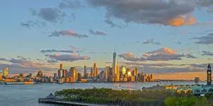 USA, New York, Manhattan, Lower Manhattan and World Trade Center, Freedom Tower across