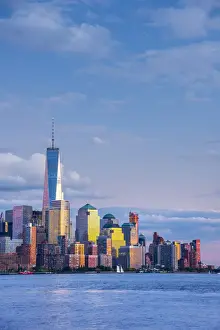 USA, New York, Manhattan, Lower Manhattan and World Trade Center, Freedom Tower across