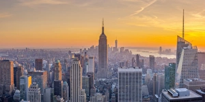 Images Dated 21st October 2015: USA, New York, Midtown and Lower Manhattan, Empire State Building and Freedom Tower