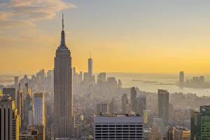 Images Dated 11th January 2016: USA, New York, Midtown and Lower Manhattan, Empire State Building and Freedom Tower