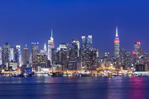 USA, New York, New York City, elevated view of midtown Manhattan fand Empire State