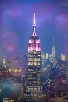 USA, New York, New York City, Empire State Building and Midtown Manhattan Skyline