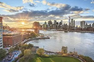 Images Dated 24th December 2015: USA, New York, New York City, Lower Manhattan and Brooklyn Bridge
