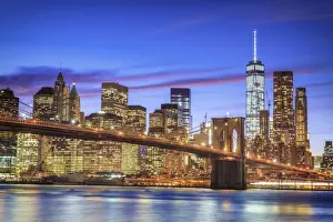 USA, New York, New York City, Lower Manhattan and Brooklyn Bridge