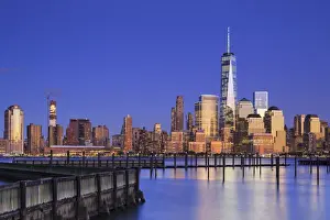 USA, New York, New York City, Lower Manhattan Skyline from Newport Beach