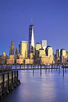 USA, New York, New York City, Lower Manhattan Skyline from Newport Beach