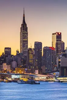 USA, New York, New York City, Manhattan Skyline with Empire State Building from Weehawken