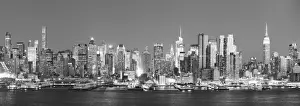 USA, New York, New York City, Manhattan Skyline from New Jersey
