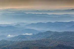 Southern Usa Prints: USA, North Carolina, Grandfather Mountain State Park, view of the Blue Ridge Mountains
