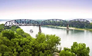 Railway Gallery: USA, North Dakota, Bismarck, Mandan, Bismarck-Manda Rail Bridge, Missouri River