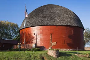 Round Gallery: USA, Oklahoma, Arcadia, The Round Barn