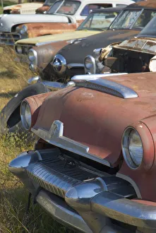 Images Dated 17th April 2008: USA, Oklahoma, Route 66, White Oak, Old cars in wreckers yard beside Route 66
