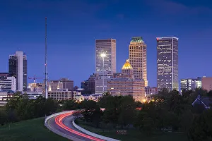 USA, Oklahoma, Tulsa, skyline from Route 75