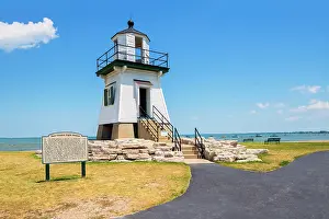 Mid West Prints: USA, Port Clinton, Ohio, Lake Erie, Port Clinton Lighthouse, Water Works Park