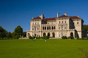 Images Dated 13th February 2009: USA, Rhode Island, Newport, Bellevue Avenue Historic District, The Breakers Mansion