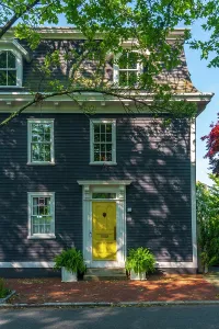 Wood Cladding Prints: USA, Rhode Island, Providence, Benefit Street