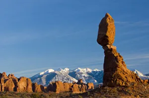 USA, Utah, Arches National Park, Balanced Rock