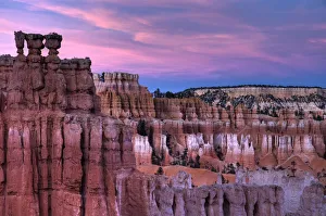 USA, Utah, Bryce Canyon National Park, Thors Hammer near Sunset Point