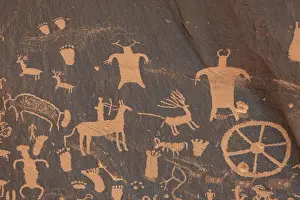 USA, Utah, Newspaper Rock National Historical Site, Petroglyph panel