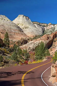 Images Dated 17th June 2015: USA, Utah, Zion National Park, Highway 9, Zion Park Boulevard