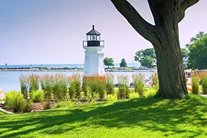 Mid West Prints: USA, Vermilion, Ohio, Vermilion Lighthouse, Lake Erie, Main Street Beach And Park