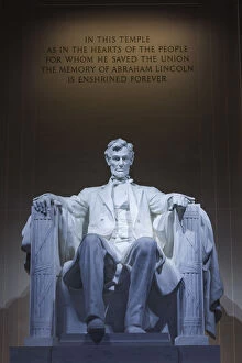 Images Dated 14th February 2014: USA, Washington DC, Lincoln Memorial, statue of fomer US President Abraham Lincoln
