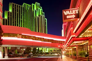USA, Washoe County, Nevada, Reno, downtown Reno at night