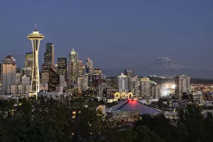 Images Dated 14th July 2015: USA, West Coast, Washington, Seattle skyline cityscape