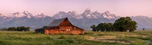 U.S.A. Wyoming, Grand Teton National Park, Mormon Row Barn