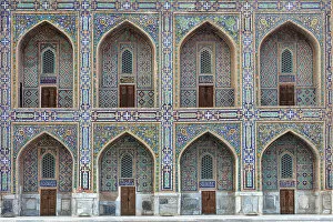 Images Dated 29th November 2022: Uzbekistan, Samarkand, Registan square, doorways on the facade of Tilya-Kori Madrasah