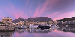 Cape Town Gallery: V+A Waterfront Marina at sunset, Cape Town, Western Cape, South Africa